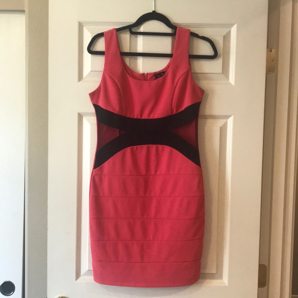 3/$21💥 BODY CON • FASHIONOVA inspired • DRESS